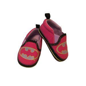 Size 3-6 months batman slippers DC comics